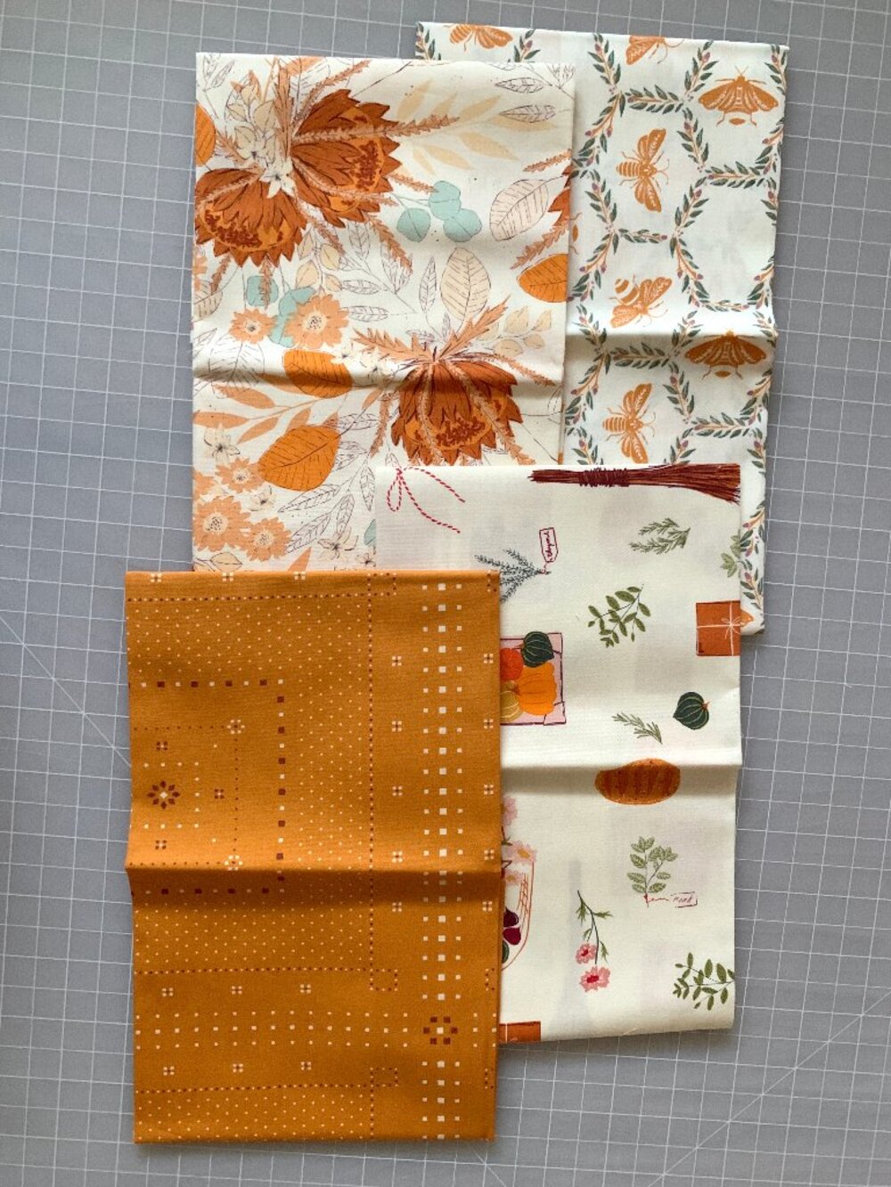 Bundle of Fabric - Cream & Orange
